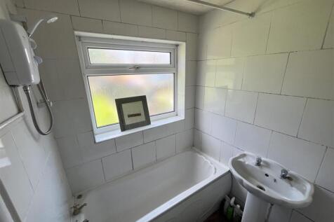 Ground Floor Bathroom