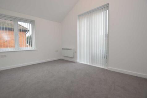 main bedroom.JPG