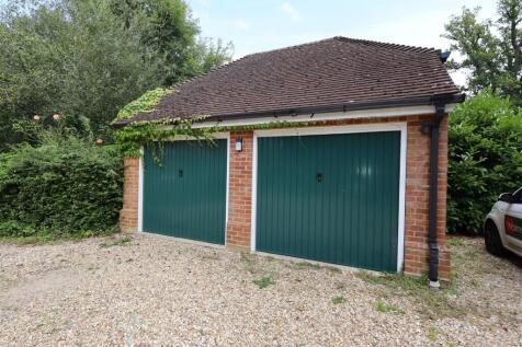 The Rectory, The Village, Finchampstead (26).JPG