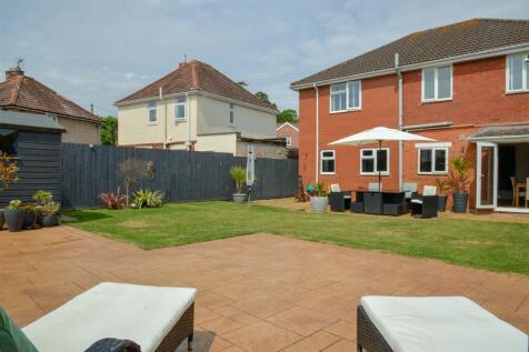 Rear Garden 3.jpg