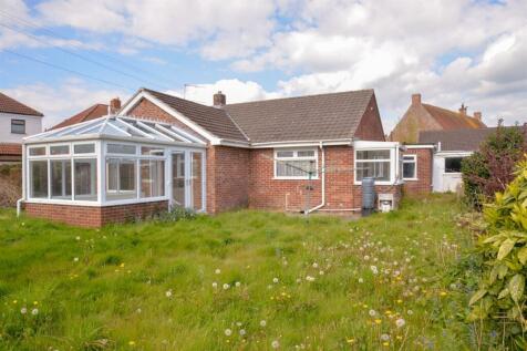 Rear Garden 1.jpg