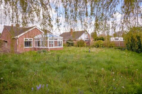 Rear Garden 4.jpg