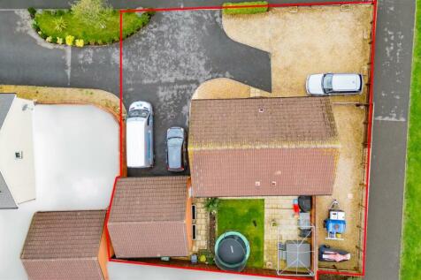 6 Citrine Close Plot.jpg
