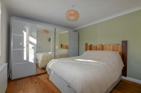 Bedroom1 1.jpg