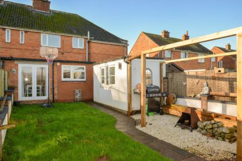 Rear Garden 4.jpg