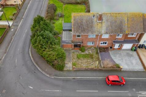 116 Alfoxton Road-6.jpg