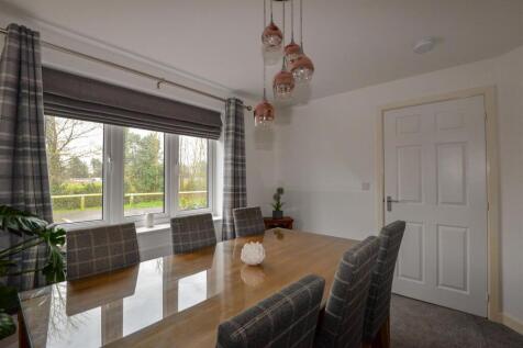 Dining Room 2.jpg