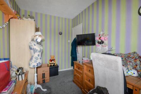 Bedroom3 2.jpg