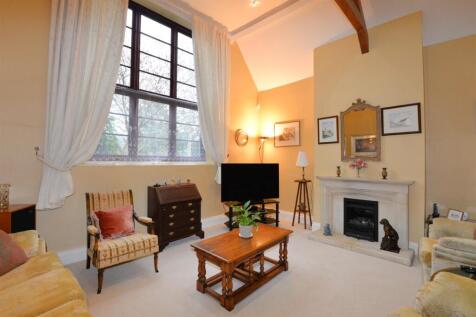Living Room 5.jpg