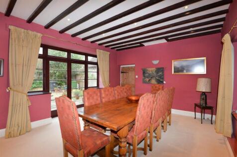 Dining Room 1.jpg