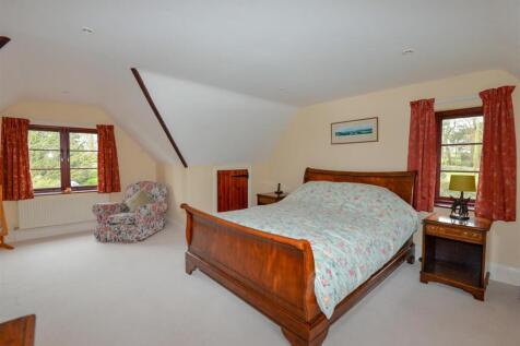 Bedroom1 2.jpg