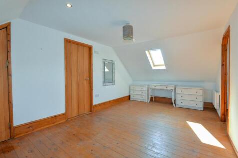 Bedroom1 2.jpg