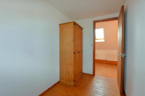 Bedroom2 2.jpg