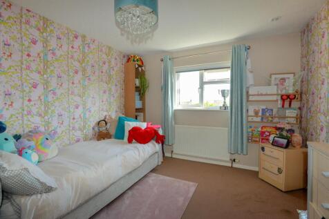 Bedroom3 1.jpg
