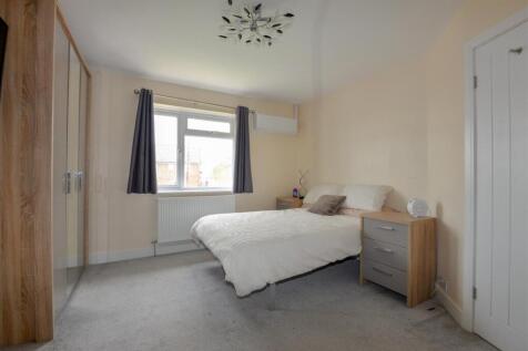 Bedroom1 1.jpg