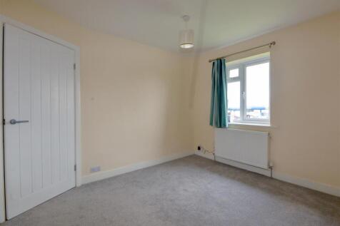 Bedroom2 2.jpg