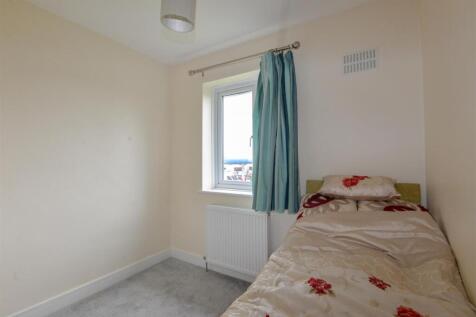 Bedroom3 1.jpg