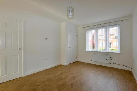 Living Room 2.jpg