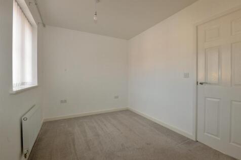 Bedroom2 2.jpg