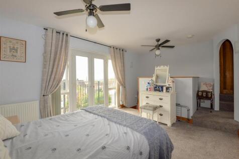 Annexe - Bedroom1 3.jpg