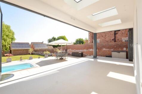 Sun Room 3.jpg