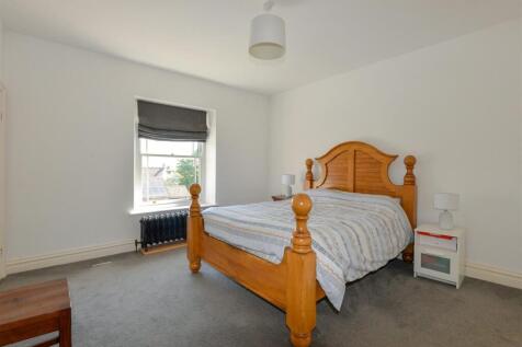 Bedroom1 1.jpg
