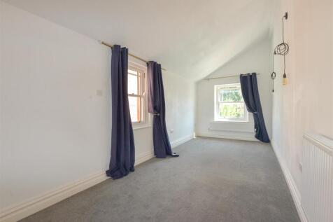 Bedroom4 1.jpg