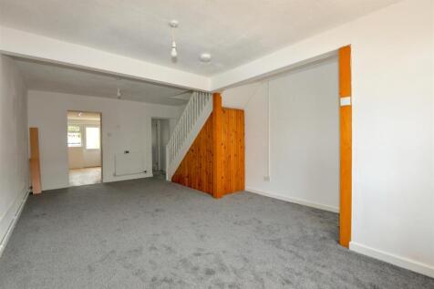 Living Room 2.jpg