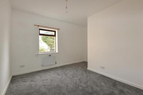 Bedroom2 1.jpg