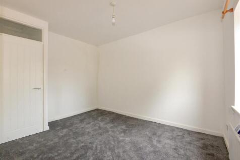 Bedroom2 2.jpg
