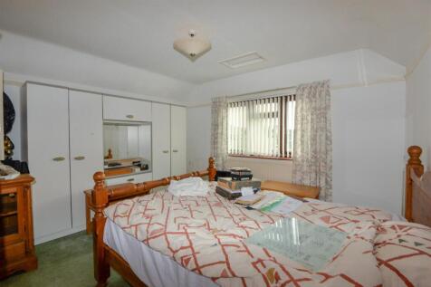 Bedroom3 1.jpg
