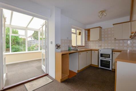 Kitchen 1.jpg