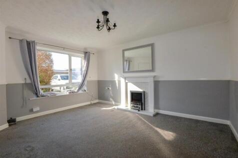 Living Room 1.jpg