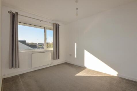 Bedroom2 1.jpg