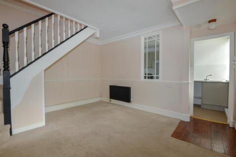 Living Room 3.jpg