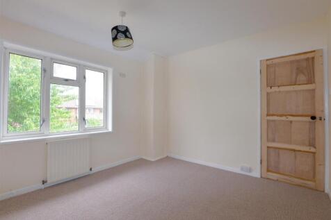 Bedroom2 2.jpg