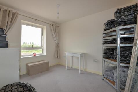 Bedroom2 1.jpg