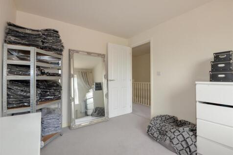 Bedroom2 2.jpg