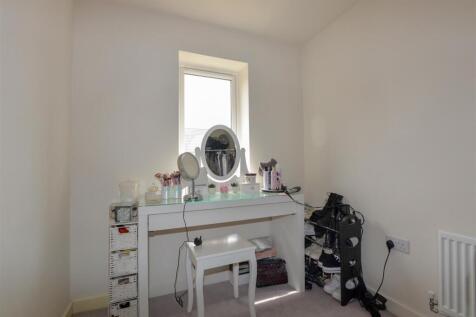 Bedroom3 1.jpg