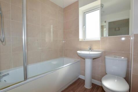 Bathroom 1.jpg