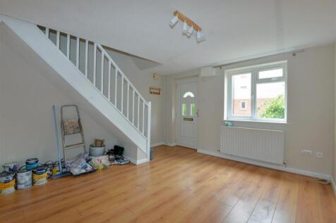 Living Room 3.jpg