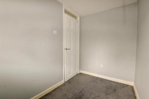 Bedroom2 2.jpg