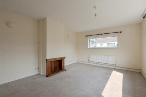 Living Room 2.jpg