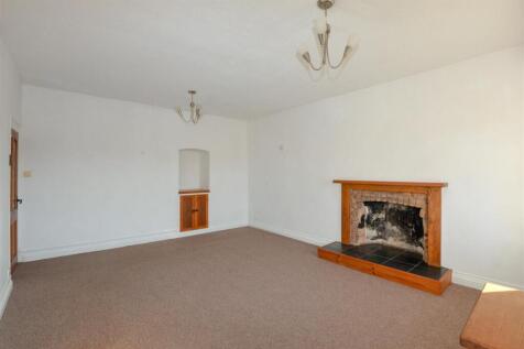 Living Room 2.jpg