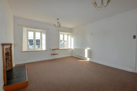 Living Room 4.jpg