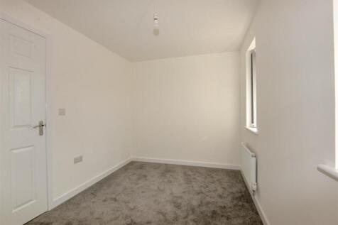 Bedroom2 1.jpg