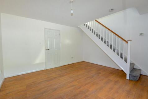 Living Room 2.jpg