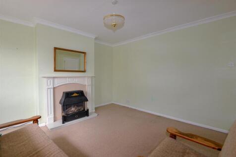 Living Room 2.jpg