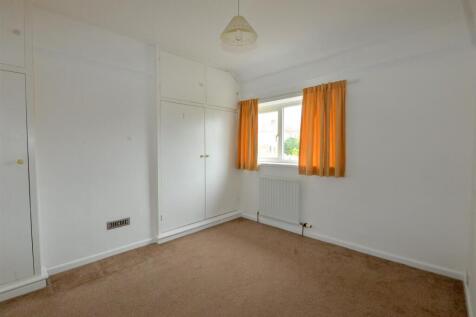 Bedroom2 1.jpg