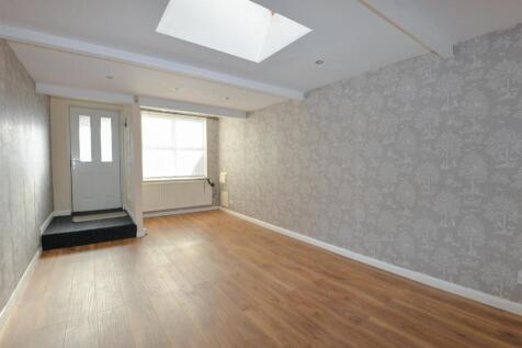 Living Room 1.jpg